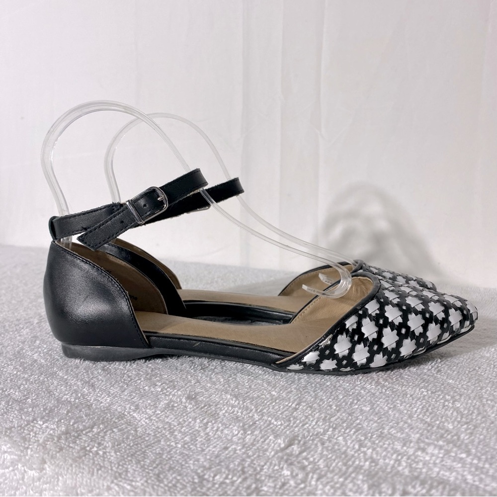 Shellys London Black & White Woven Leather Pointed Toe Ankle Strap Flats 7